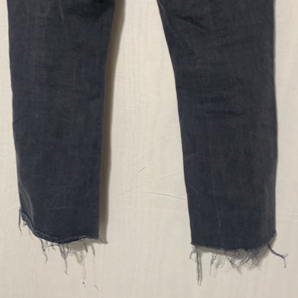Good American Cropped Raw Hem Boot Jeans - Picture 7 of 9